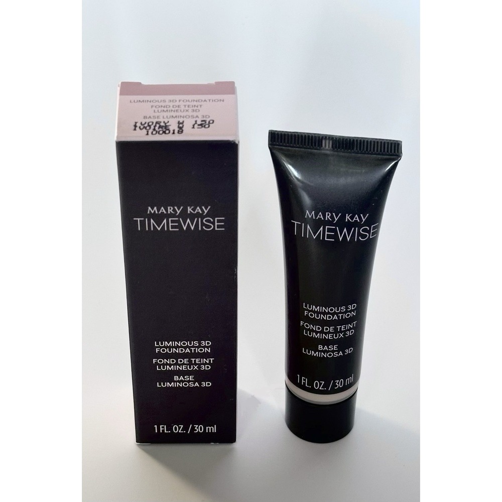 Mary Kay Timewise LUMINOUS 3D Foundation IVORY W 150 NEW IN BOX